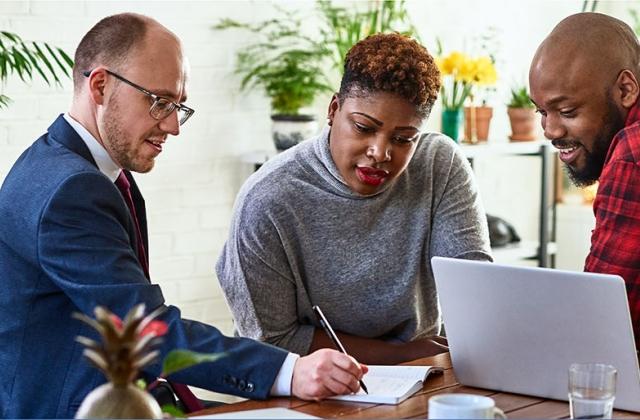 Couple learns about life insurance from a WFG Agent